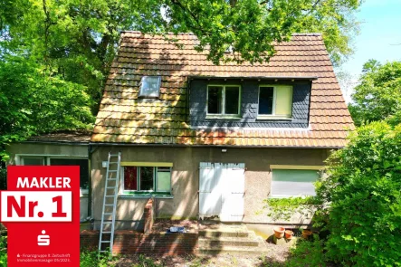 Rückansicht - Haus kaufen in Leverkusen - Handwerkerhaus mit XXL Grundstück in guter Lage!