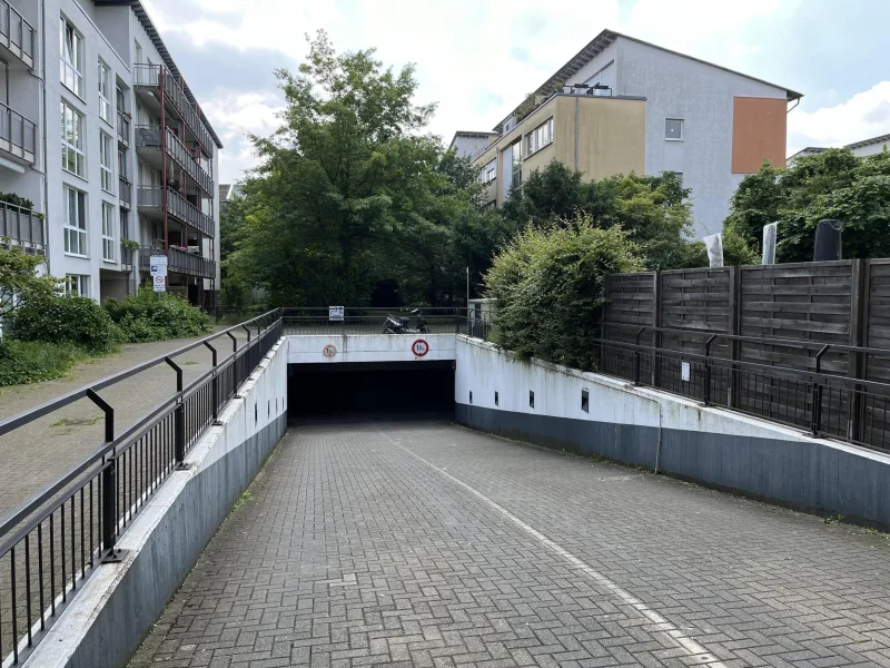 Einfahrt Tiefgarage