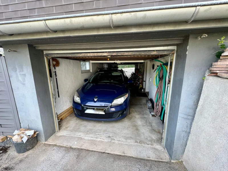 Garage 1