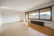 Elternschlafzimmer mit Balkon