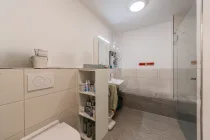 Modernes Badezimmer