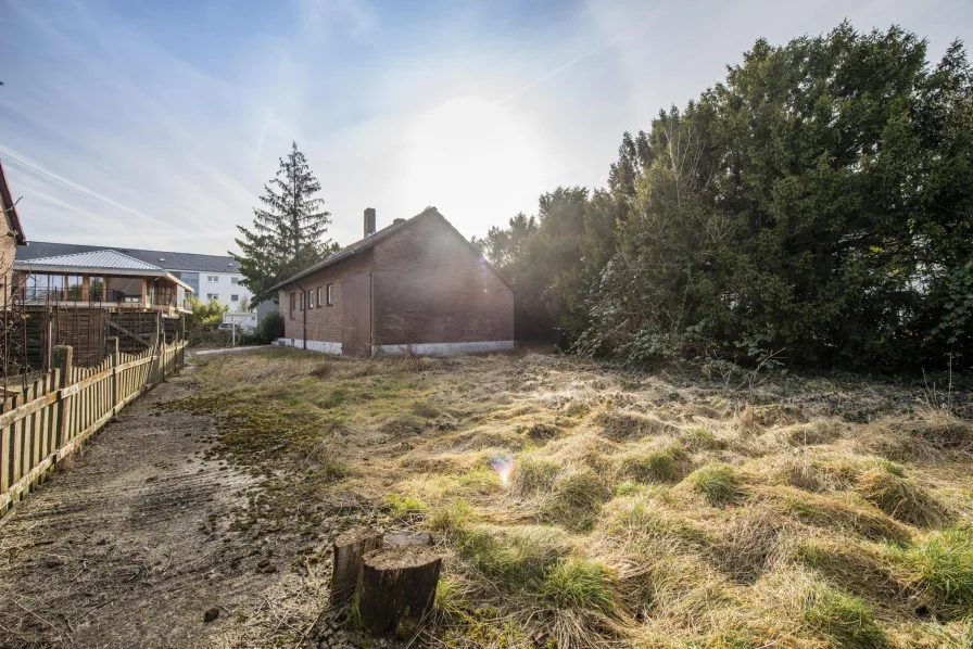 Attraktives Baugrundstück - Haus kaufen in Meerbusch - Attraktives Baugrundstück für Ihr Traumhaus!