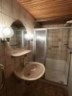 Badezimmer (1/2)