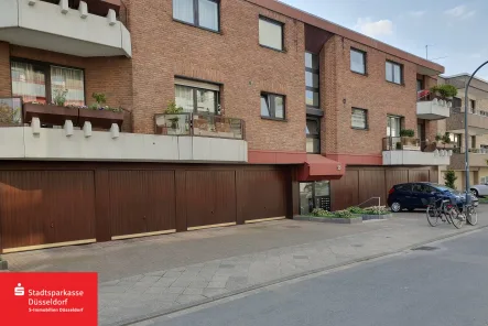 Außenansicht - Wohnung kaufen in Düsseldorf - Attraktive 2-Zimmer-Gartenwohnung für Kapitalanleger in Oberkassel