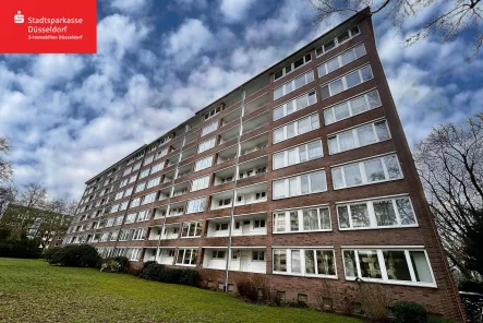 Außenansicht - Wohnung kaufen in Düsseldorf - Wohnen in Golzheim - Ideal für Eigennutzung oder Kapitalanleger! 