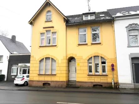 Außenansicht - Zinshaus/Renditeobjekt kaufen in Haan - Charmantes Altbau Mehrfamilienhaus mit großem Potential in zentraler Lage in Haan