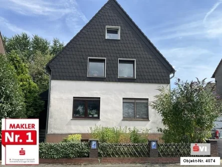 Hausansicht - Haus kaufen in Oberhausen - Freistehendes 1-2-Familienhaus mit Potential inOberhausen-Schwarze Heide