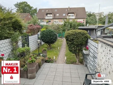 Gartenansicht - Haus kaufen in Oberhausen - Schönes Reihenhäuschen in ruhiger Lage für die kleine Familie in Oberhausen-Lirich/Alstaden