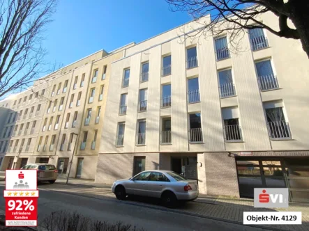 Vorderansicht - Wohnung mieten in Oberhausen - Zentral gelegene Wohnung mit Balkon und Aufzug in Oberhausen-Mitte