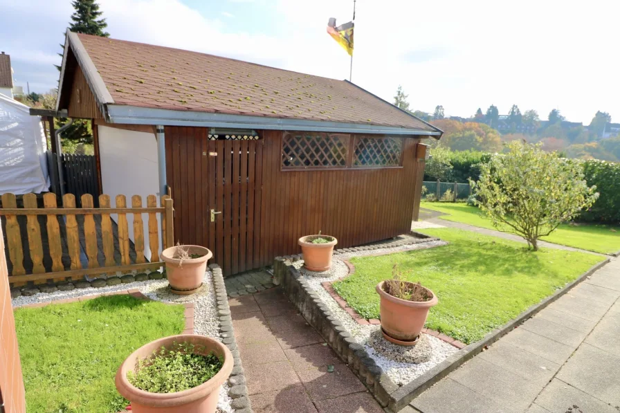 Gartenzugang zum Doppelcarport