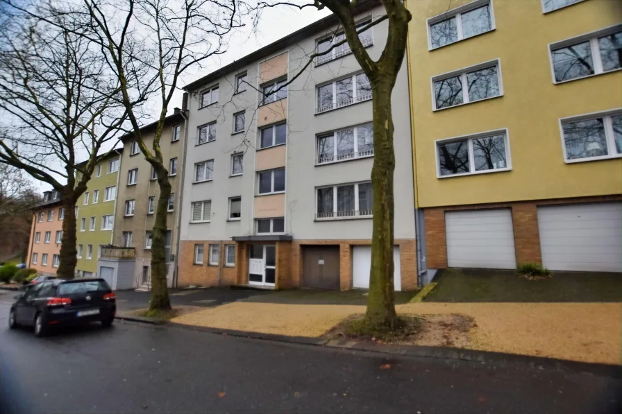 Titelbild - Wohnung kaufen in Wuppertal - Südstadt! Selber einziehen oder vermieten