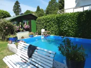 Garten mit Pool