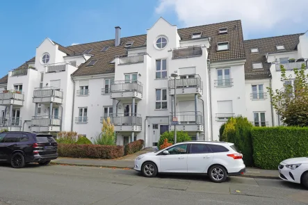 Titelbild - Wohnung kaufen in Wuppertal - Wohnen auf den Barmer Südhöhen3-Zimmer-Eigentumswohnung mit Loggia und Tiefgarage