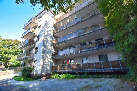 Außenansicht - Wohnung kaufen in Wuppertal - *Traumhafter Ausblick*