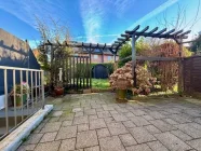 Terrasse mit Gartenzugang