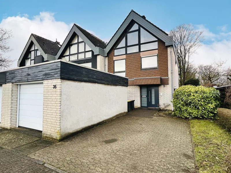 Titelbild - Haus kaufen in Wuppertal - Charmantes Reihenendhaus in begehrter Lage 