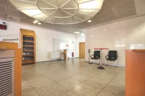 Übergang Foyer - Gewerbefläche