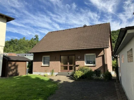 Außenansicht - Haus kaufen in Fröndenberg - Ihr neuer Lebensmittelpunkt 