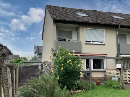 Rückansicht - Haus kaufen in Unna - Ideal für die kleine Familie - Reihenendhaus mit Garten in Unna-Massen