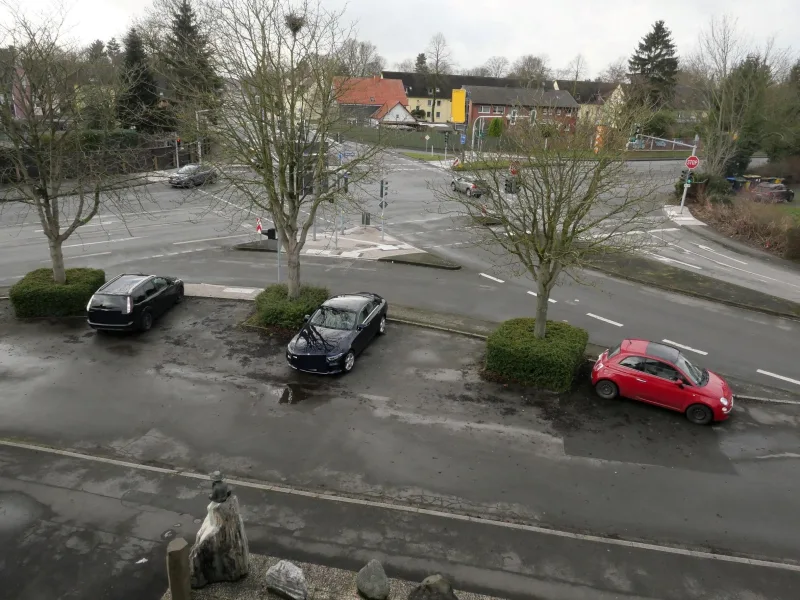 Parkmöglichkeiten - Blick nach Westen