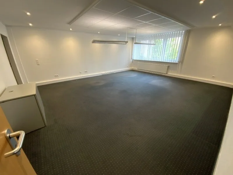 Büro 2 (ca. 38 qm)