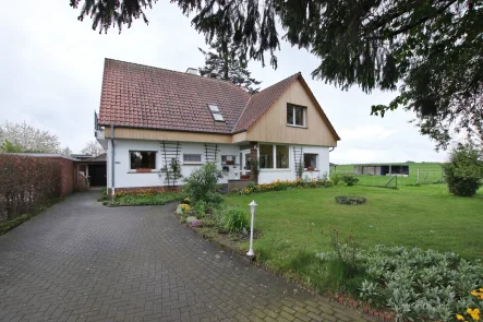 Straßenansicht  - Haus kaufen in Steinfurt - Wohnen auf dem Lande