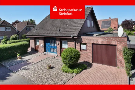 Straßenansicht  - Haus kaufen in Ochtrup - Schönes Fertighaus  - Ihr Zuhause auf Erbbaurecht