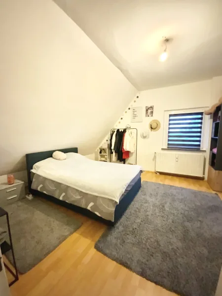 Schlafzimmer mit guter Größe