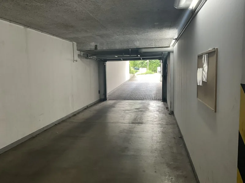 Tiefgaragenausfahrt