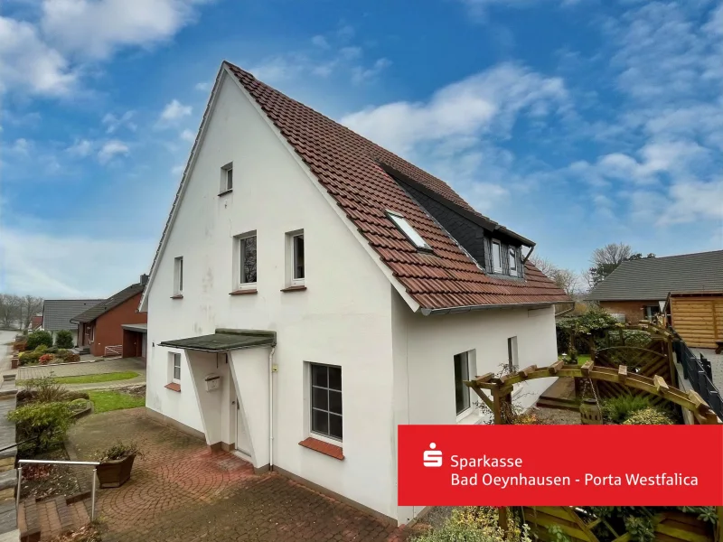 Frontansicht - Haus kaufen in Bad Oeynhausen - Raumwunder und Naherholung in einem Paket