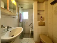 Badezimmer im Erdgeschoss