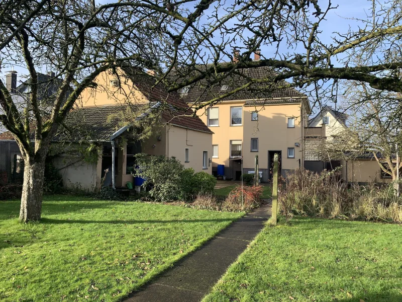 Haus mit Charme sucht Familie mit Herz und Hand ältere DHH mit großem