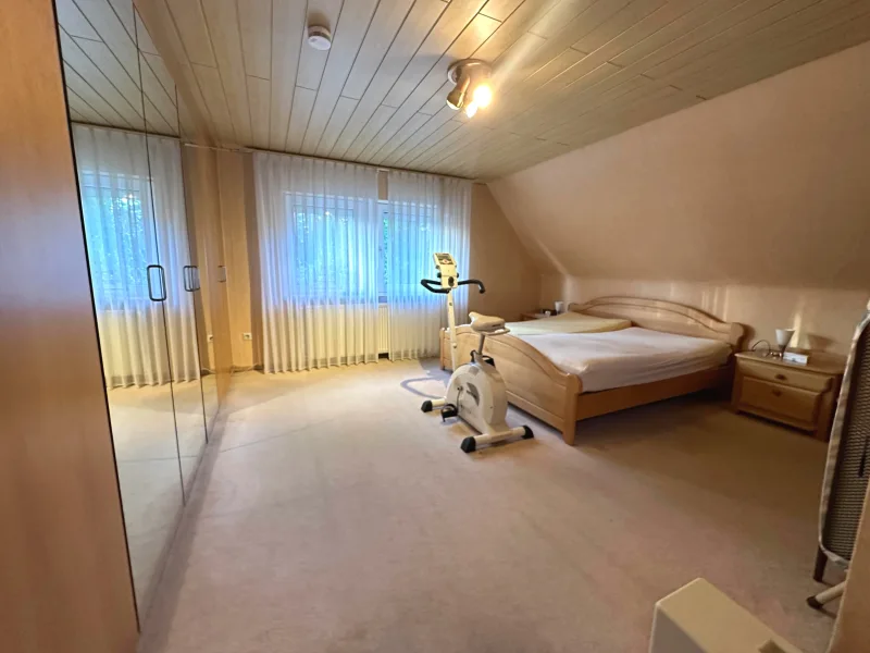 Schlafzimmer im Dachgeschoss