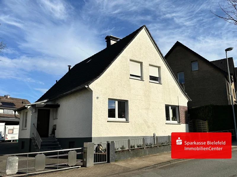 Außenansicht - Haus kaufen in Bielefeld - Vermietetes Einfamilienhaus in gefragter Lage von Gadderbaum 
