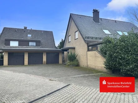  - Haus kaufen in Bielefeld - 2-Familienhaus in Bielefeld-Brackwede mit viel Platz für eine große Familie