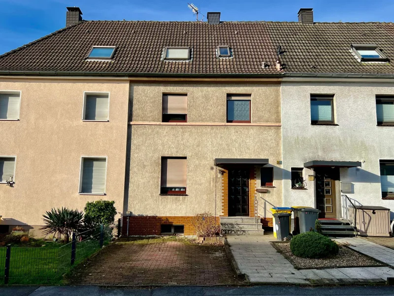 Frontansicht - Haus kaufen in Dortmund - Kleine Familien aufgepasst!