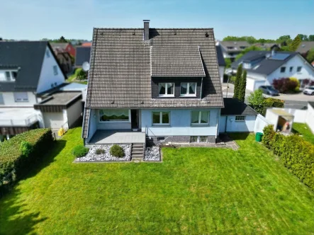 Vogelperspektive Gartenseite - Haus kaufen in Dortmund - Flexibilität im Grünen für Ihre Familie