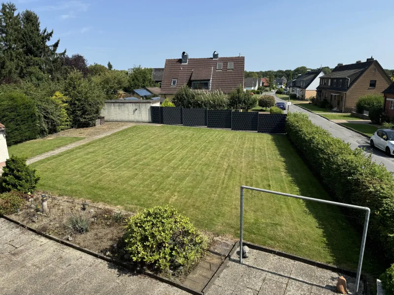 Garten und Garage