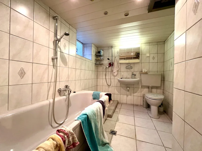 Badezimmer KG