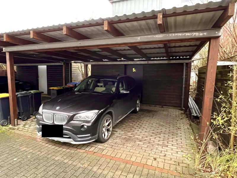 Carport mit Abstellraum