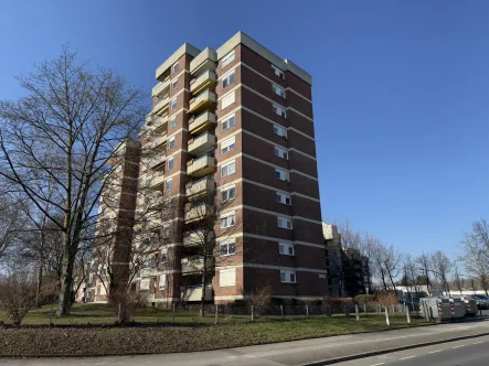 Hausansicht - Wohnung kaufen in Dortmund - Charmante 2,5 Zimmer Wohnung mit traumhaftem Blick auf den Dortmunder Süden