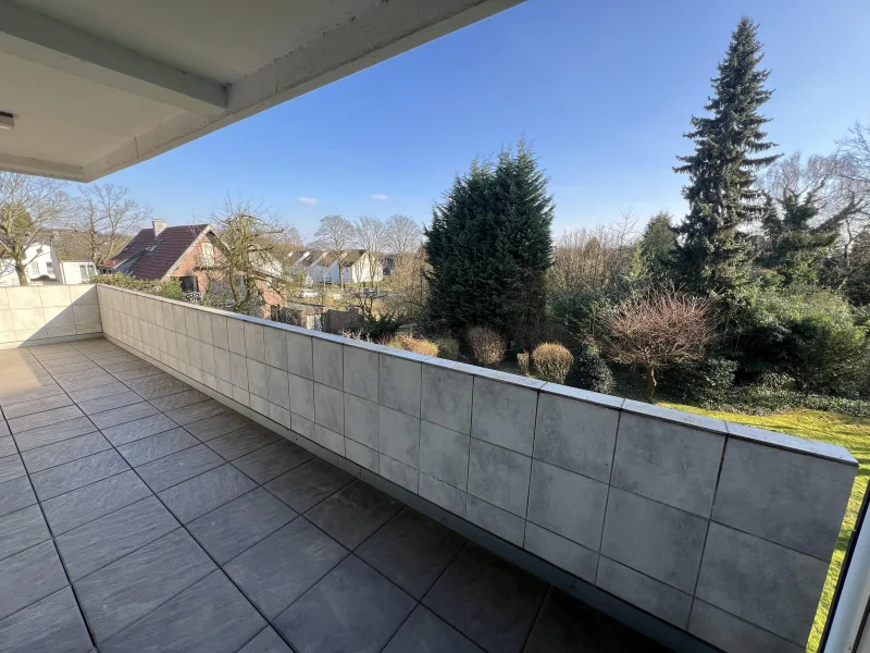 Überdachter Balkon