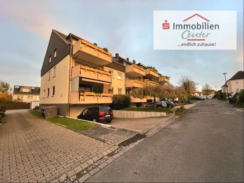 Straßenansicht 1 - Wohnung kaufen in Hagen - Gepflegte Maisonette-Eigentumswohnung mit Balkon in beliebter Wohnlage von Hagen-Boloh