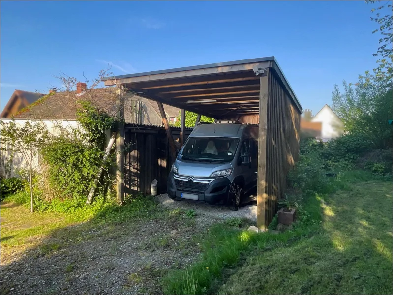 Großer Carport z.B. für Wohnmobile