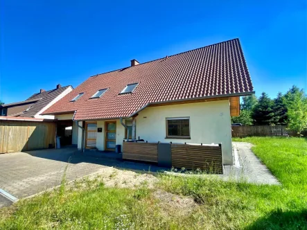 Außen3 - Haus kaufen in Hüllhorst - Gemütlich und modern