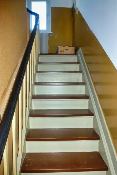 Treppe ins DG