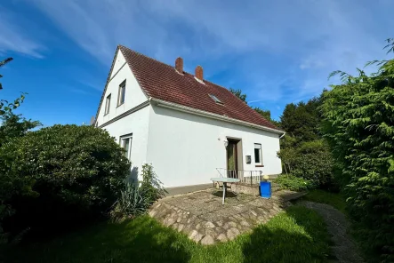  - Haus kaufen in Löhne - Zweifamilienhaus mit großem Grundstück und herrlicher Aussicht