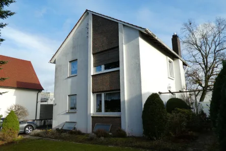 Straßenansicht - Haus kaufen in Herford - Viel Platz für die große Familie!