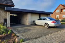 Doppelgarage und Carport