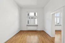 Zimmer 1/Büro EG-Wohnung